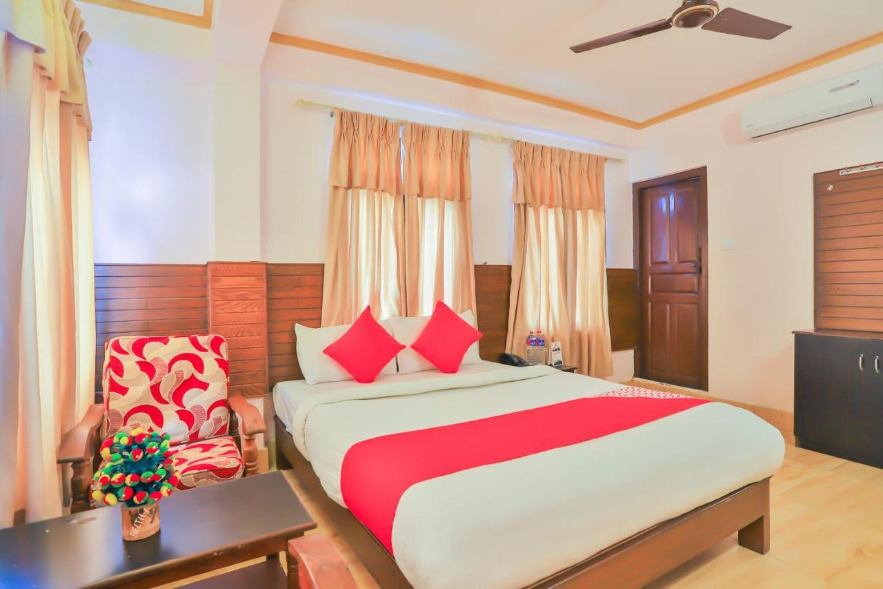 Hotel Alpine Villa Pokhara Extérieur photo