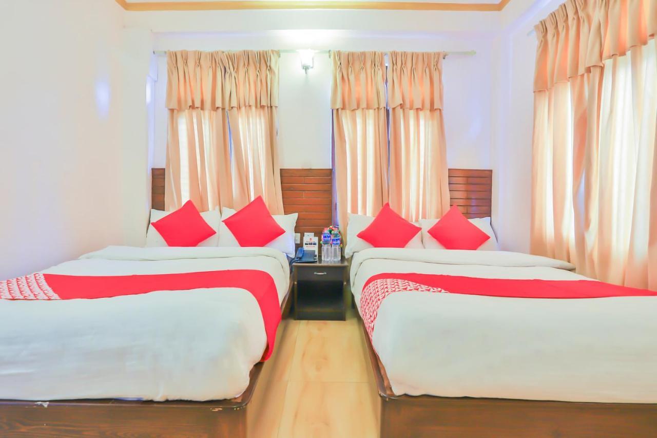 Hotel Alpine Villa Pokhara Extérieur photo