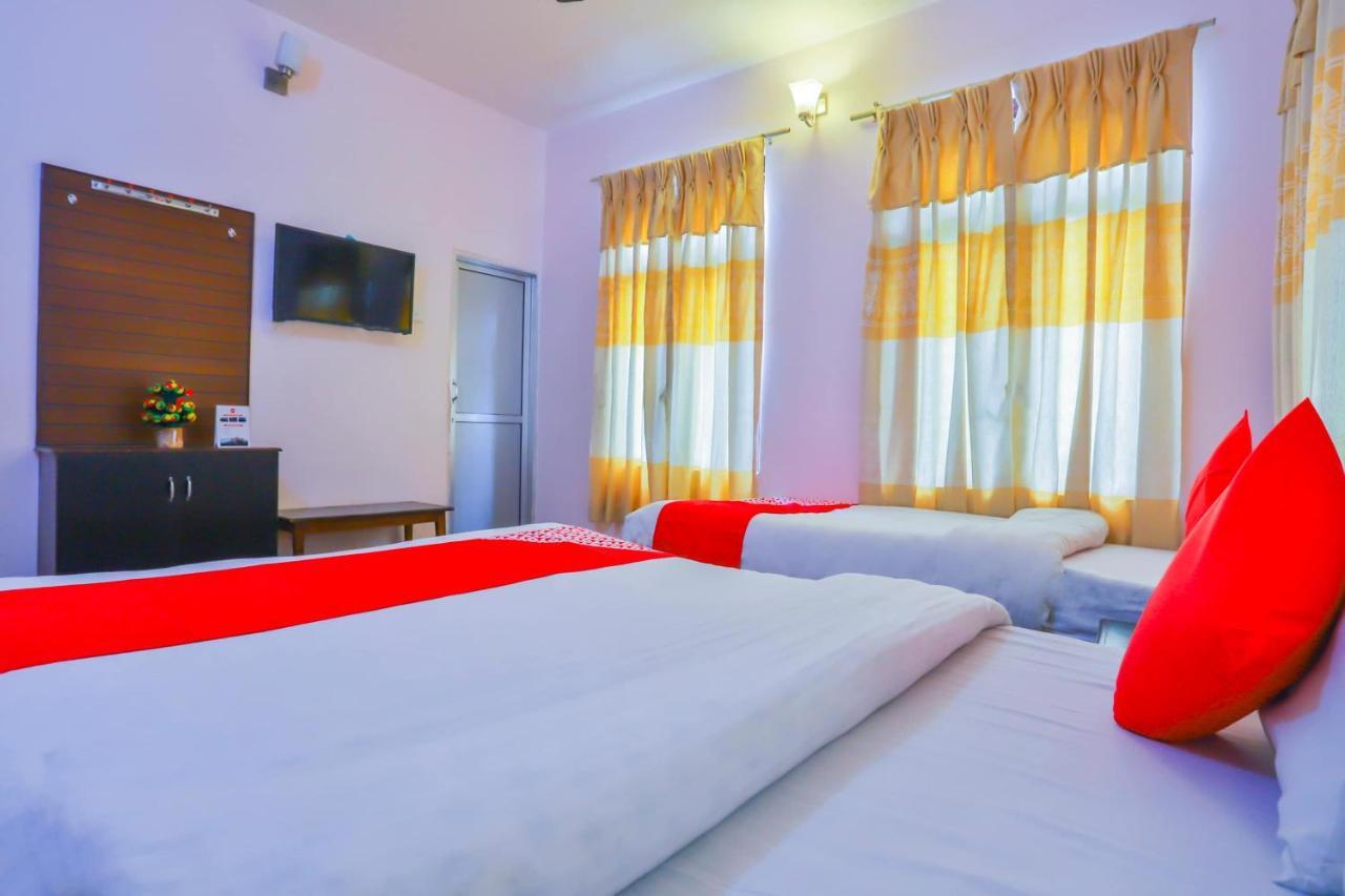 Hotel Alpine Villa Pokhara Extérieur photo