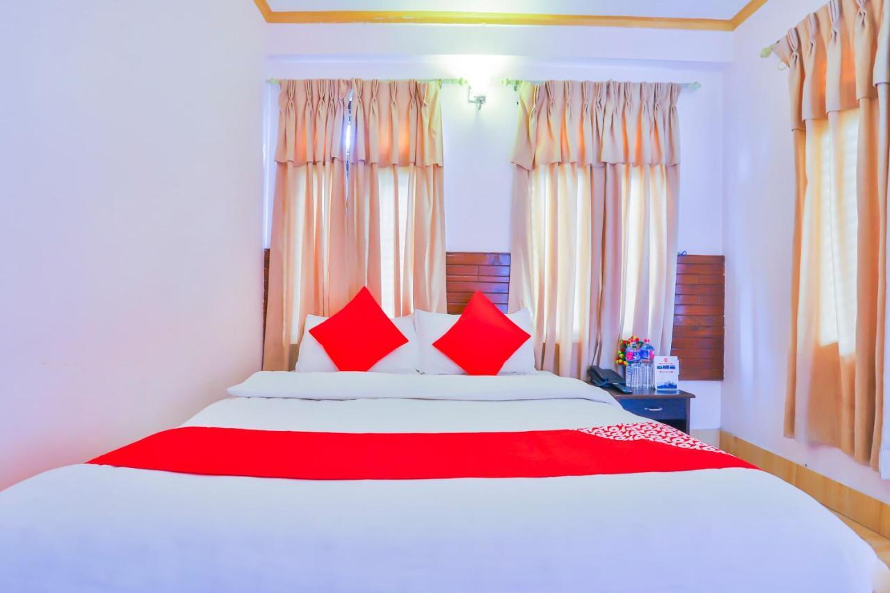Hotel Alpine Villa Pokhara Extérieur photo
