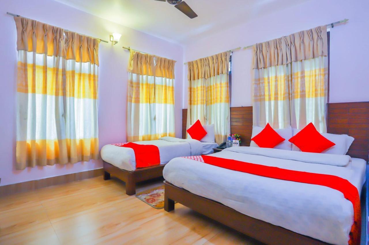 Hotel Alpine Villa Pokhara Extérieur photo