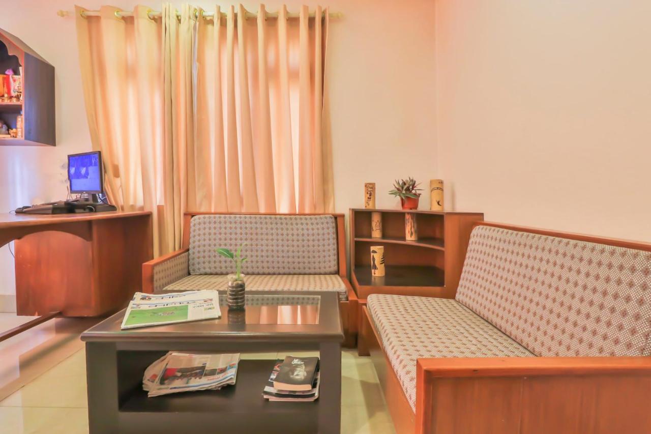 Hotel Alpine Villa Pokhara Extérieur photo